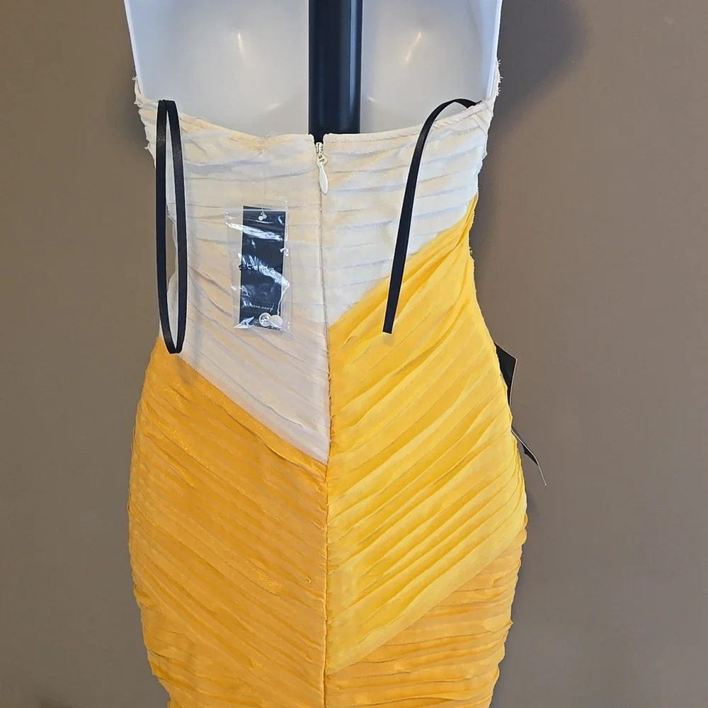 Bebe NWT halter-style body con dress XS - Picture 5 of 10